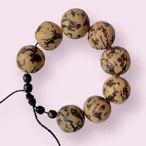 🥥Costa Rican carved bracelet🥥